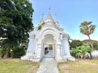 สักการะพระเจ้าเก้าตื้อ ณ วัดสวนดอก