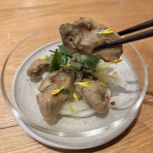 尖沙咀邊嘆維港夜景邊食晚餐
