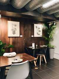 Verde Cafe &​ Restaurant​ คาเฟ่กึ่งแกลอรี่ 