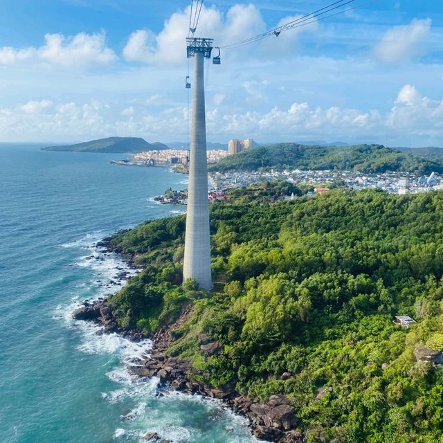 Capitivating Cable car - Phu Quoc