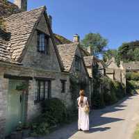 まるで童話の世界！イギリスのコッツウォルズ