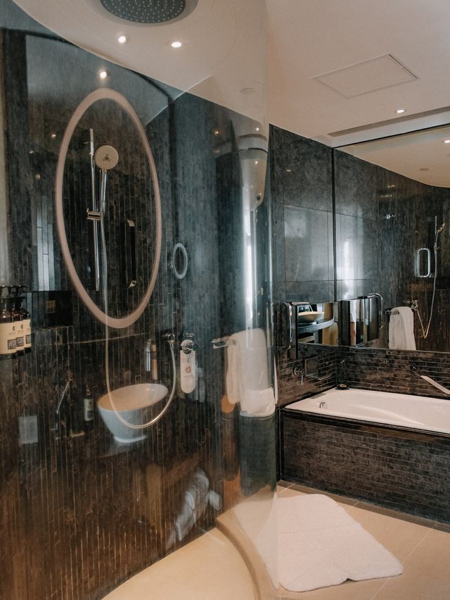 「Hotel ICON唯港薈」：舒適寬敞房間，無邊際泳池，適合任何時間和場合