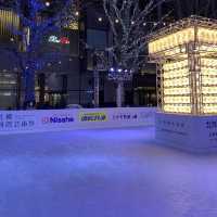 札幌　札幌観光　赤れんがテラス前にスケートリンク⁈