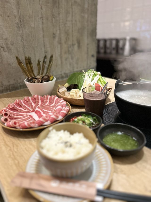 ［新竹/竹北］ 滾滾風居GUNGUN FONDUE🍲｜新發現 竹北超高CP值火鍋 服務好餐點好吃 會二訪🫶🏻 