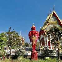 เที่ยววัดคุ้งท่าเลา ชมความอลังการประติมากรรมหนุมาน
