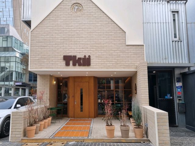 압구정 신사 도산공원 옆 예쁜 카페 트키(Tkii) 도산 | 트립닷컴 서울 압구정 신사 도산공원 옆 예쁜 카페 트키(Tkii) 도산 | 트립닷컴 서울 