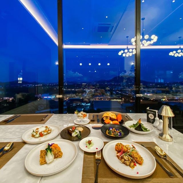 Plearn Restaurant ร้านอาหารดี วิวสุดสวย