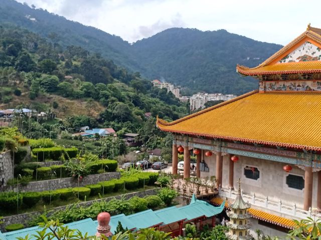 Kek Lok Si Temple - Malaysia's largest temple
