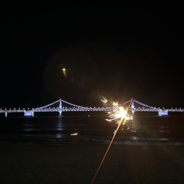 廣安里海灘的燦爛煙火🎆