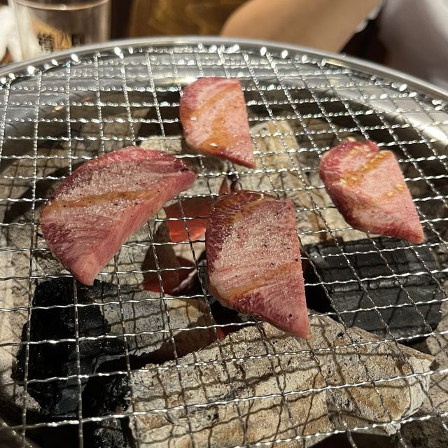 【大阪・布施】駅からすぐの路地裏にある地元で人気の焼肉店「焼肉いつき」