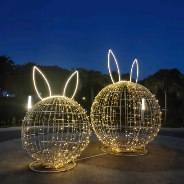 Day and Night Charm - Nanbin Seawall