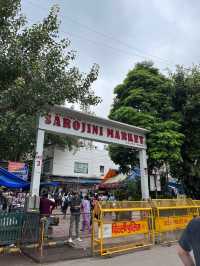 Sarojini, affordable local market in Delhi