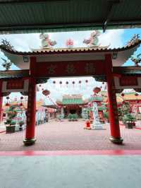 8 different Chinese Temples in One Locations