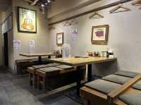福岡・大名。博多ラーメンにちゃんぽん・居酒屋メニューも豊富『ひるとよる 博多らーめん ちゃんぽん』