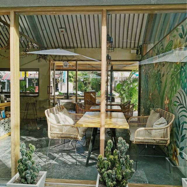 Canvas Cafe