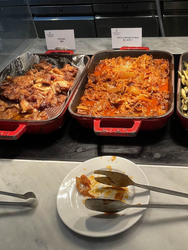 🌅深圳萬麗酒店【燃自助餐廳】享受57樓高空灣景，尊享豪華早餐！🥐🍳