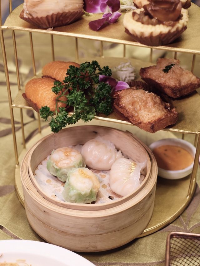 華麗裝潢，精緻點心