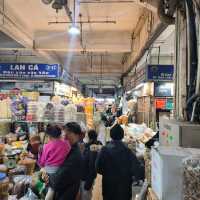 Dong Xuan Morning Market - Hanoi