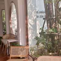 ใกล้บ้านคาเฟ่ 
