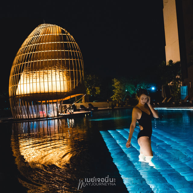 ที่พักใกล้สนามบินสุวรรณภูมิ ใส่ชุดไทยทำคอนเท้นต์ได้