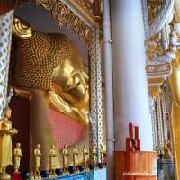 นั่งเรือ ไหว้พระ นั่งชิลล์คาเฟ่ คลองอ้อมนนท์