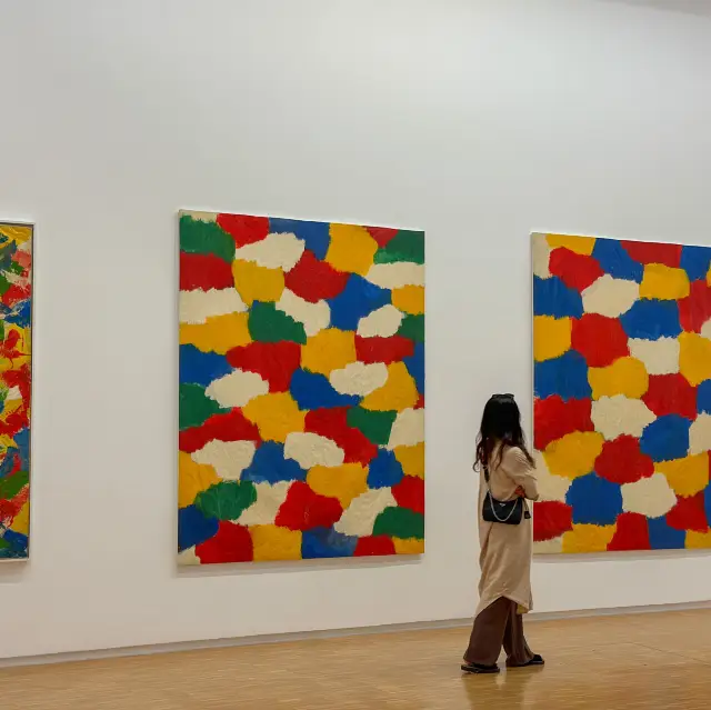 五彩繽紛、大飽眼福的巴黎龐畢度中心