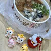 東區（老王記）大腸麵線.肉羹和滷大腸.非吃不可