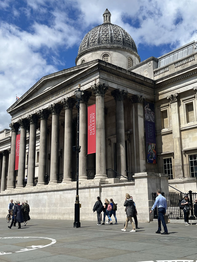 런던 여행 필수 코스인 이 곳!