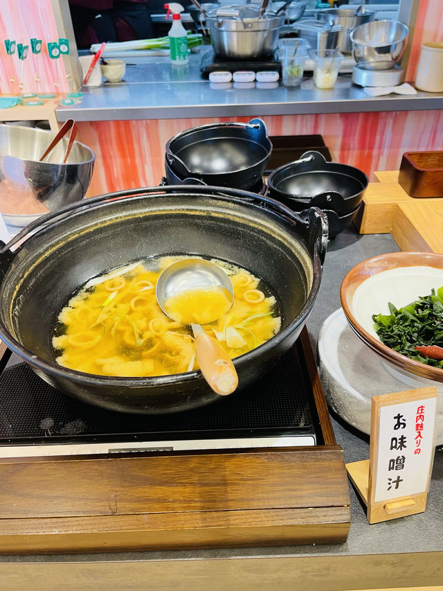 【山形県】山形の郷土料理が楽しめる朝食バイキング