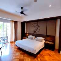 Serene Escape at Lone Pine Hotel
