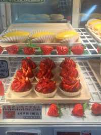 【福岡カフェ】自家農園超完熟あまおうのスイーツが食べられるお店🍓