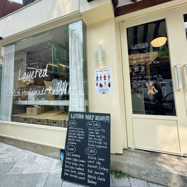 Dessert Delight: Café Layered in Anguk, Seoul 🇰🇷