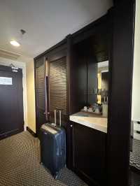 Dynasty Hotel; Old But Gold