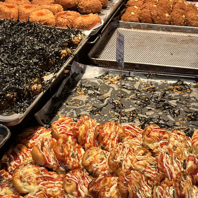 빵순이 주목!! 빵지순례 대표빵집, 대전 성심당!