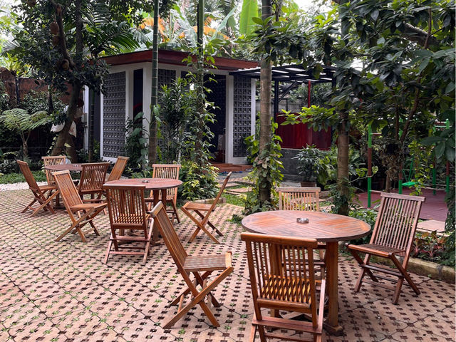 BERLARIS KOPI DAN RESTO