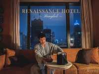 รีวิว ห้อง Corner Suite ,Renaissance Bangkok