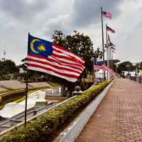 "Celebrating National Day at Dataran Ayer Keroh: A Melaka Tradition of Patriotism and Festivities"