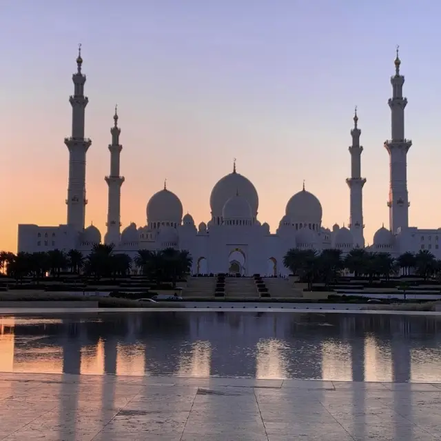 Sheikh Zayed Grand Mosque جامع الشيخ زايد الكبير