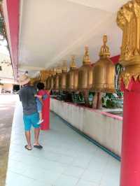 ไหว้พระใหญ่ เขาพระตำหนัก