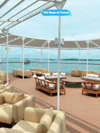 🍸 Cruise Lounge Bar