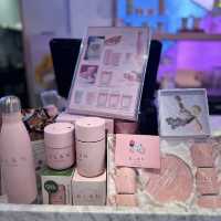 A Pink Paradise at EL&N Cafe