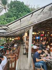 Riverside bar & Restaurant 