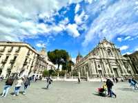 義大利🇮🇹卡塔尼亞大教堂廣場