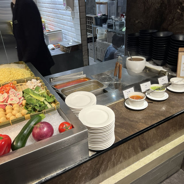 板橋  新板希爾頓MarketFlavor悅市集