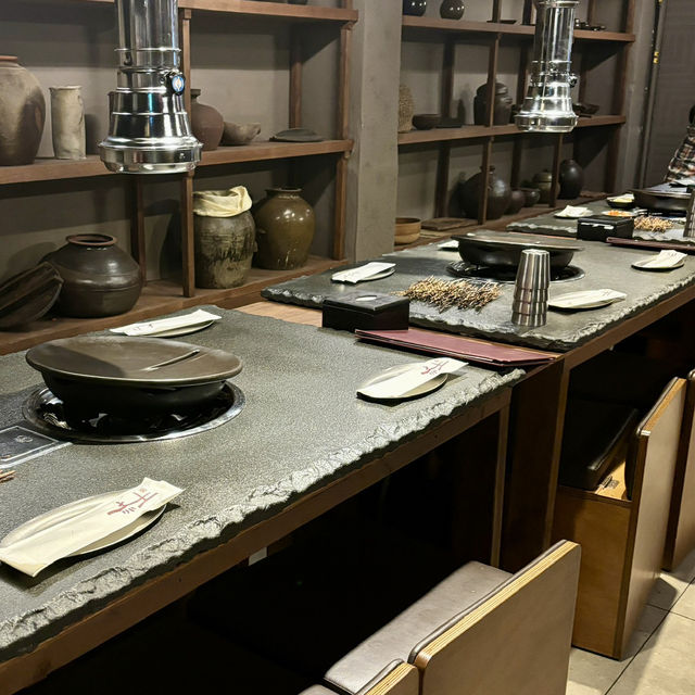 【韓国ソウル・龍山】BTSも来店した発酵サムギョプサル「赤土発酵焼き 龍山店」