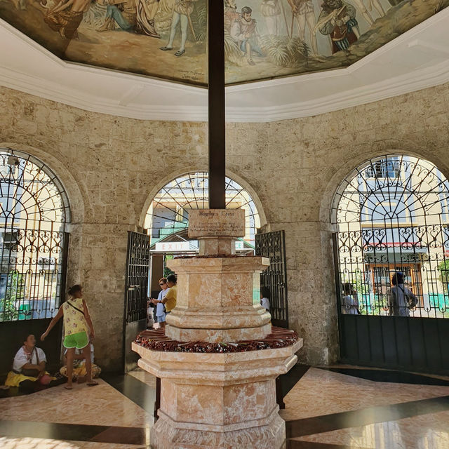 A Glimpse into History at Magellan’s Cross