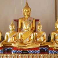 เที่ยววัดหนังราชวรวิหาร สักการะหลวงปู่เอี่ยม