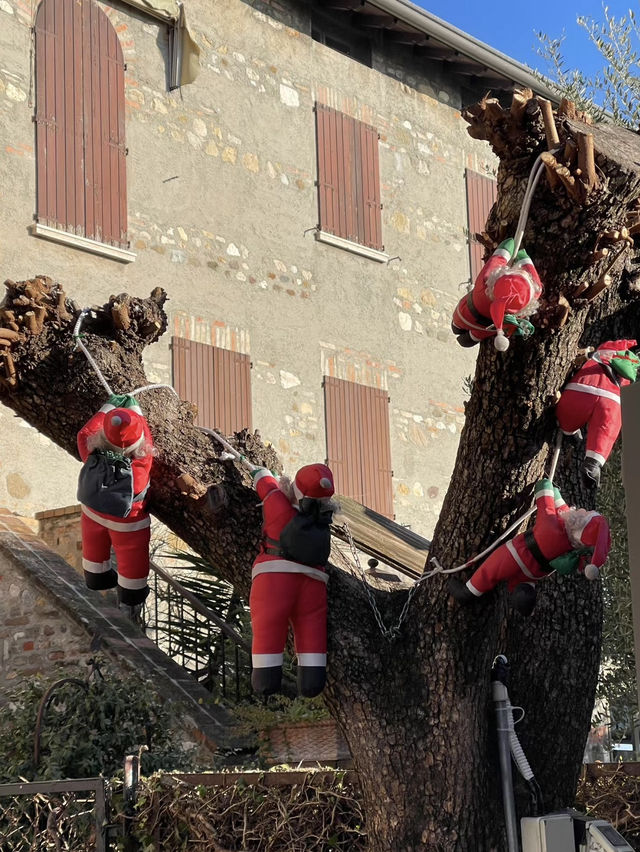 A Merry Milano Christmas: Where Tradition Meets Glamour