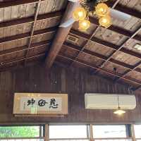 【四国】地元に愛されたうどんの名店「いろりや黒潮本店」