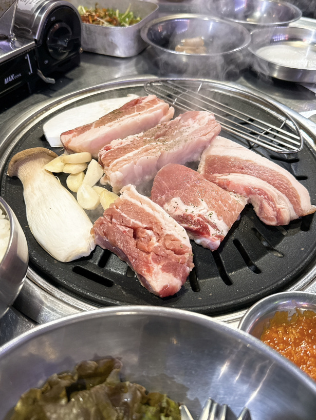 釜山】コスパ満点💯柔らか分厚いサムギョプサル✨ | Trip.com 釜山